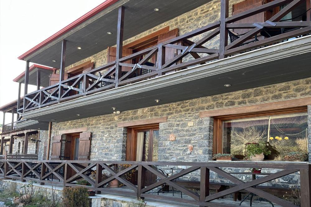 Guesthouse Teloni Vytina Exterior foto